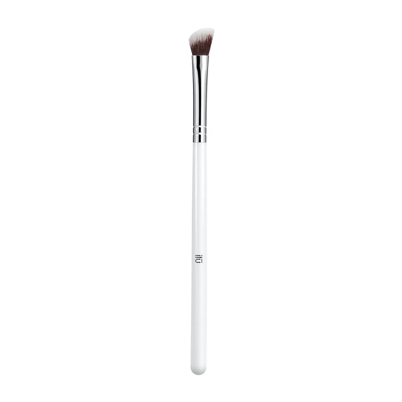 Ilū Make Up Angled Eyeshadow Brush 417 - pinceau fard à paupières biseauté