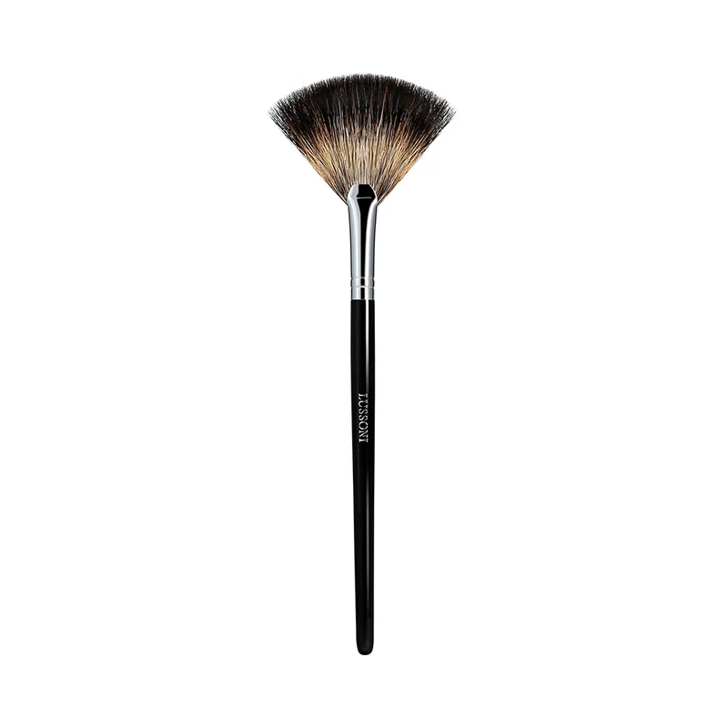 Lussoni Makeup Pro 600 Fan Brush - pinceau à poudre