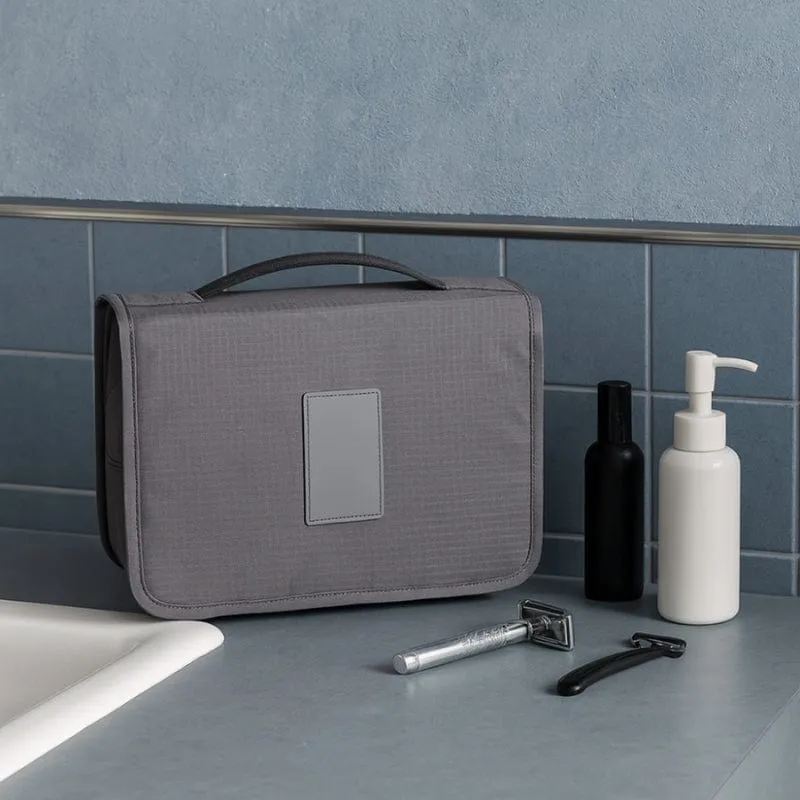 Trousse de toilette homme suspendue - Compartiments organisés