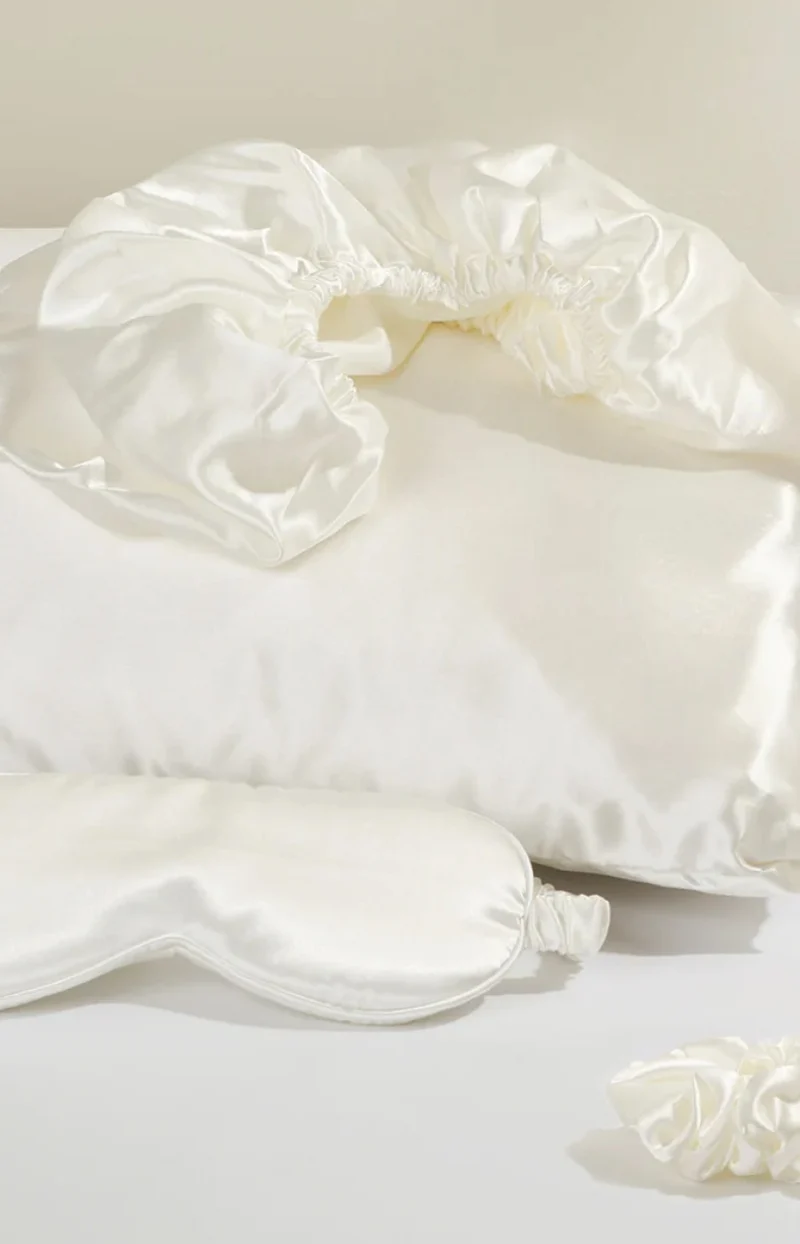 Kit de nuit en satin - Blanc - 4 produits