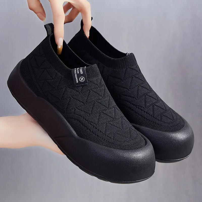 Slip-On en Maille Respirante à Large Semelle